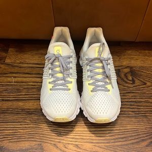 ON Cloudswift running shoes in Limelight and Glacier